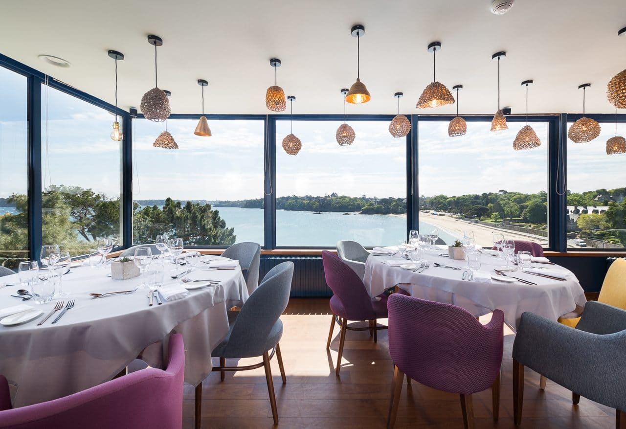 Meril Restaurant Un restaurant gastronomique avec une vue exceptionnelle à Dinard